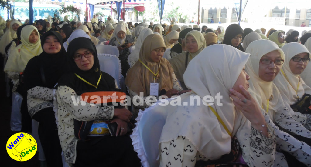 Padati arena. Peserta Musyawarah Wilayah Nasyi'atul Aisyiyah (Muswil NA) Jawa Tengah memadati arena pemilihan pimpinan baru NA lima tahun kedepan. Foto: Buono/wartadesa