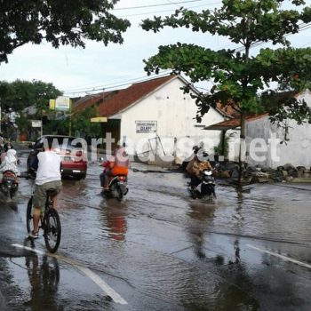 banjir mandurorejo