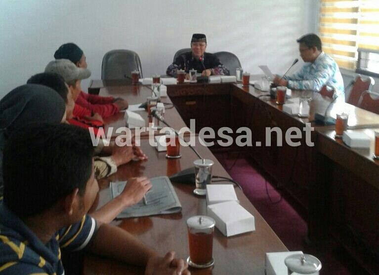 audiensi pedagang doro