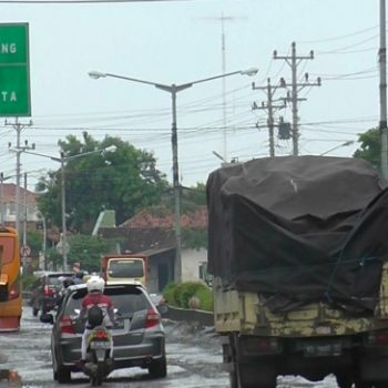 jalur alternatif pemalang rusak