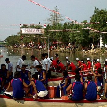 lomba dayung klidang