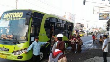 bus beroperasi kembali