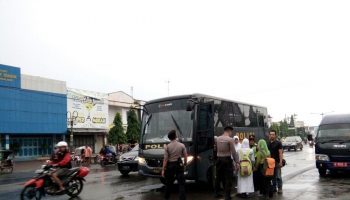 bus pemalang mogok1