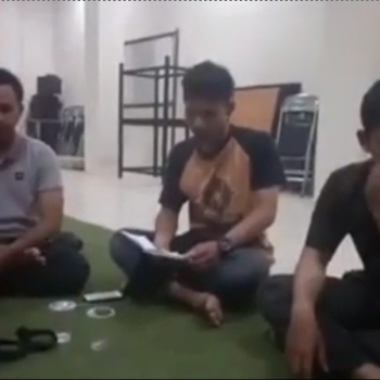kammi minta maaf