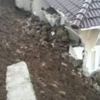 mahasiswa pekalongan tewas longsor pemalang