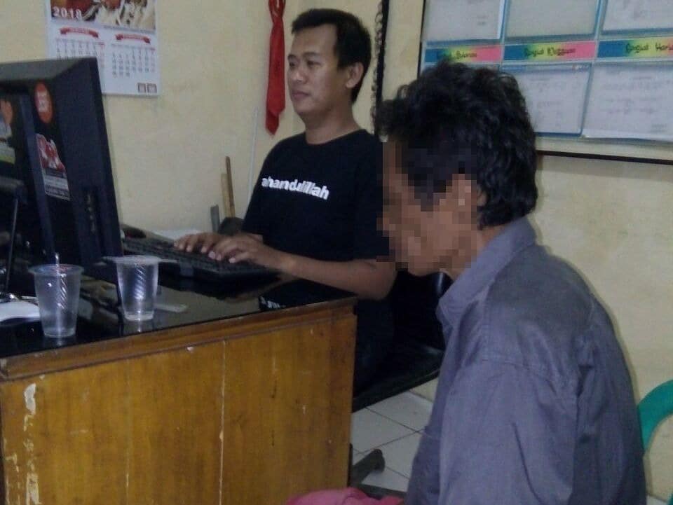 kakek jual togel
