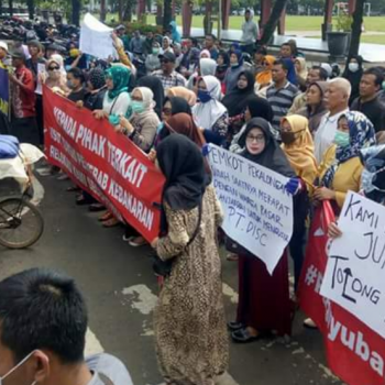 demo pedagang pasar banjarsari