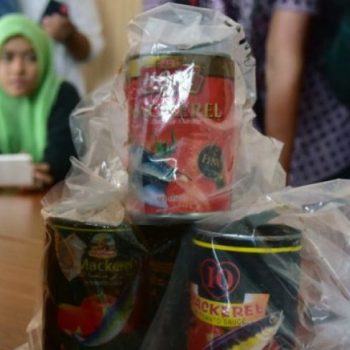 ilustrasi sarden bercacing