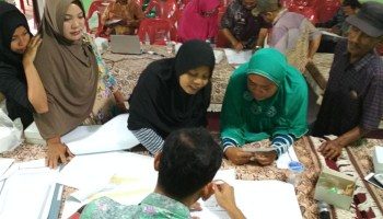 pertanyakan eks bengkok