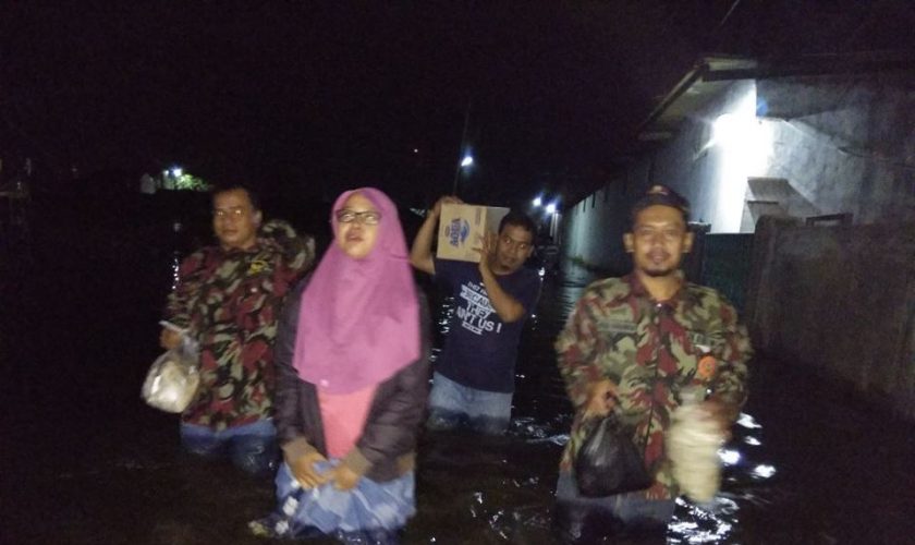 kokam bantu warga rob