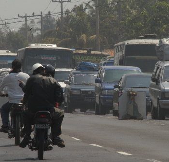 macet jalan pantura