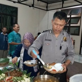 buka bersama di gereja santo lukas