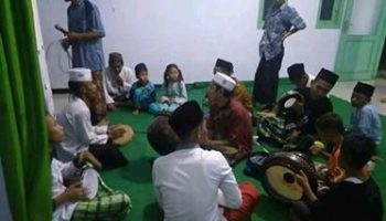 takbiran di mushola