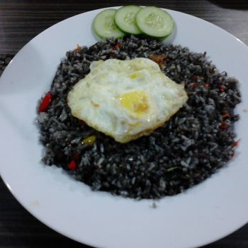 nasi beras hitam