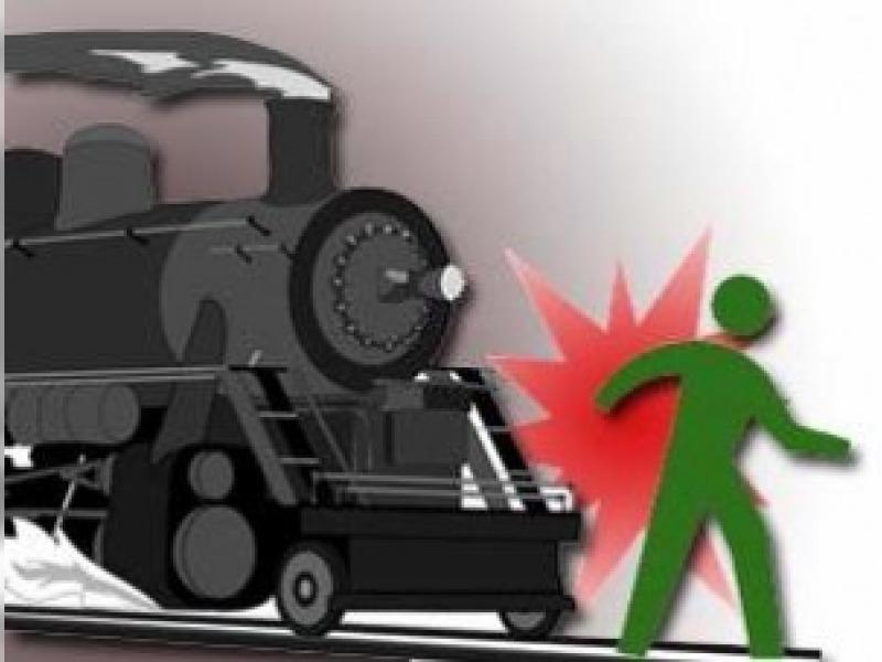 ilustrasi tertabrak kereta