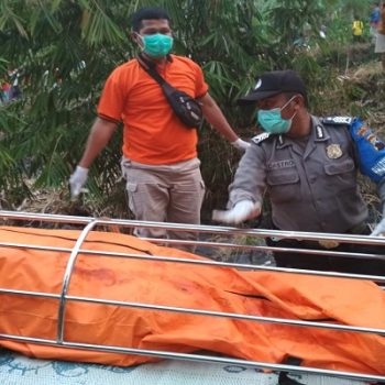 tewas di sungai