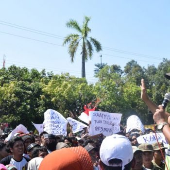 unjuk rasa pilkades