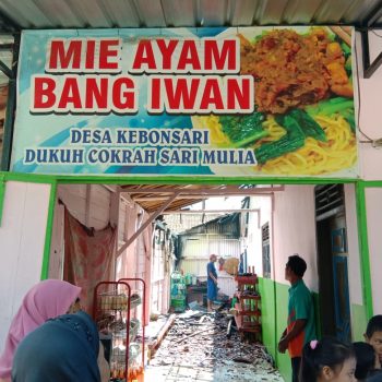 kebakaran mi ayam