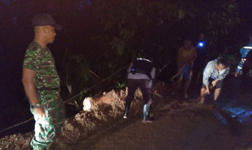 longsor lebakbarang1