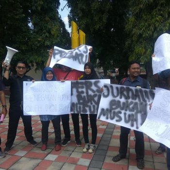 demo wartawan