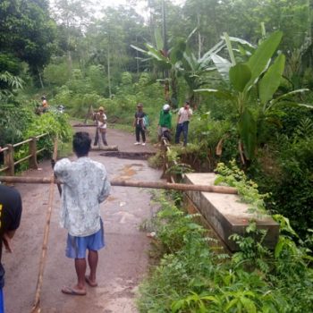jembatan putus