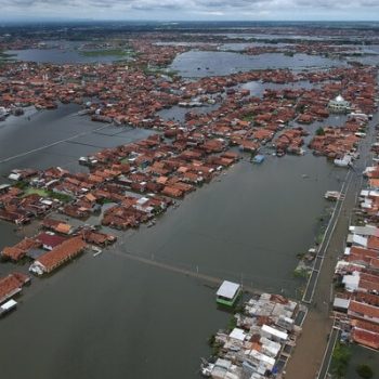 foto udara banjir pekalongan (antara)