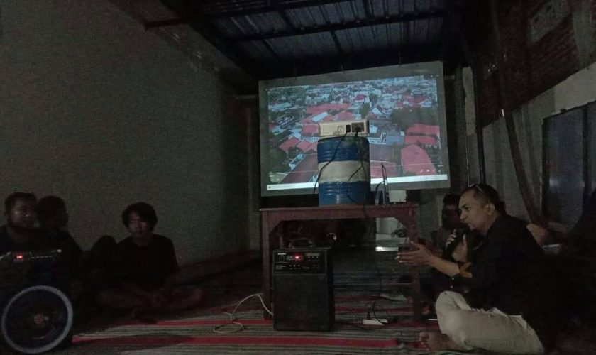 tenggelam dalam diam