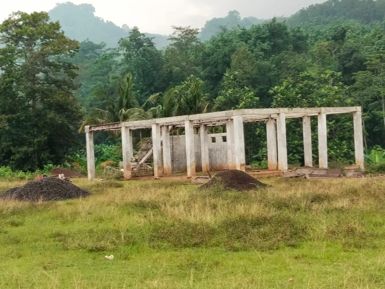 rumah hantu